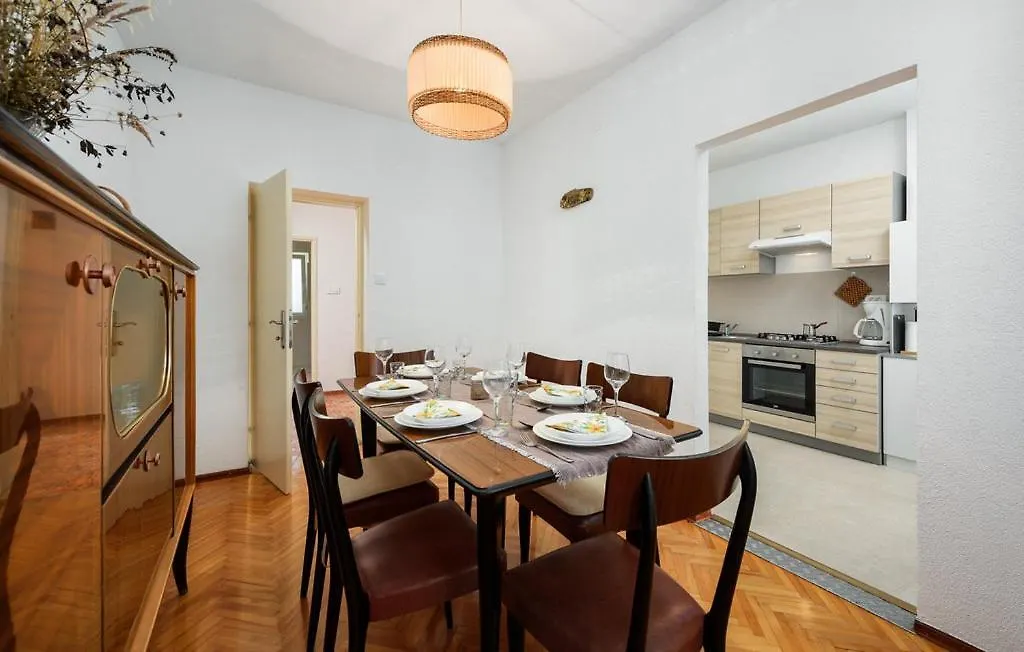 Apartman Leo Novigrad  0*, Novigrad (Istria) Croatia